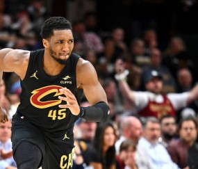 九游体育APP-美媒分析骑士队：米切尔体能及伤病隐患或成季后赛隐忧