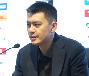 九游体育官网-输山东发布会！杨鸣与莫兰德直指关键球问题，但满意球队发挥！